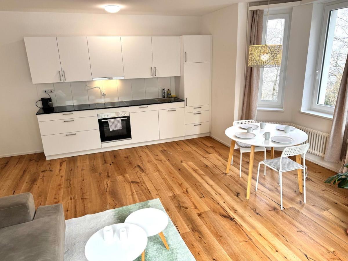 Gemuetliche Und Geraeumige 2,5 Mit Kostenlosem Parkplatz Apartamento